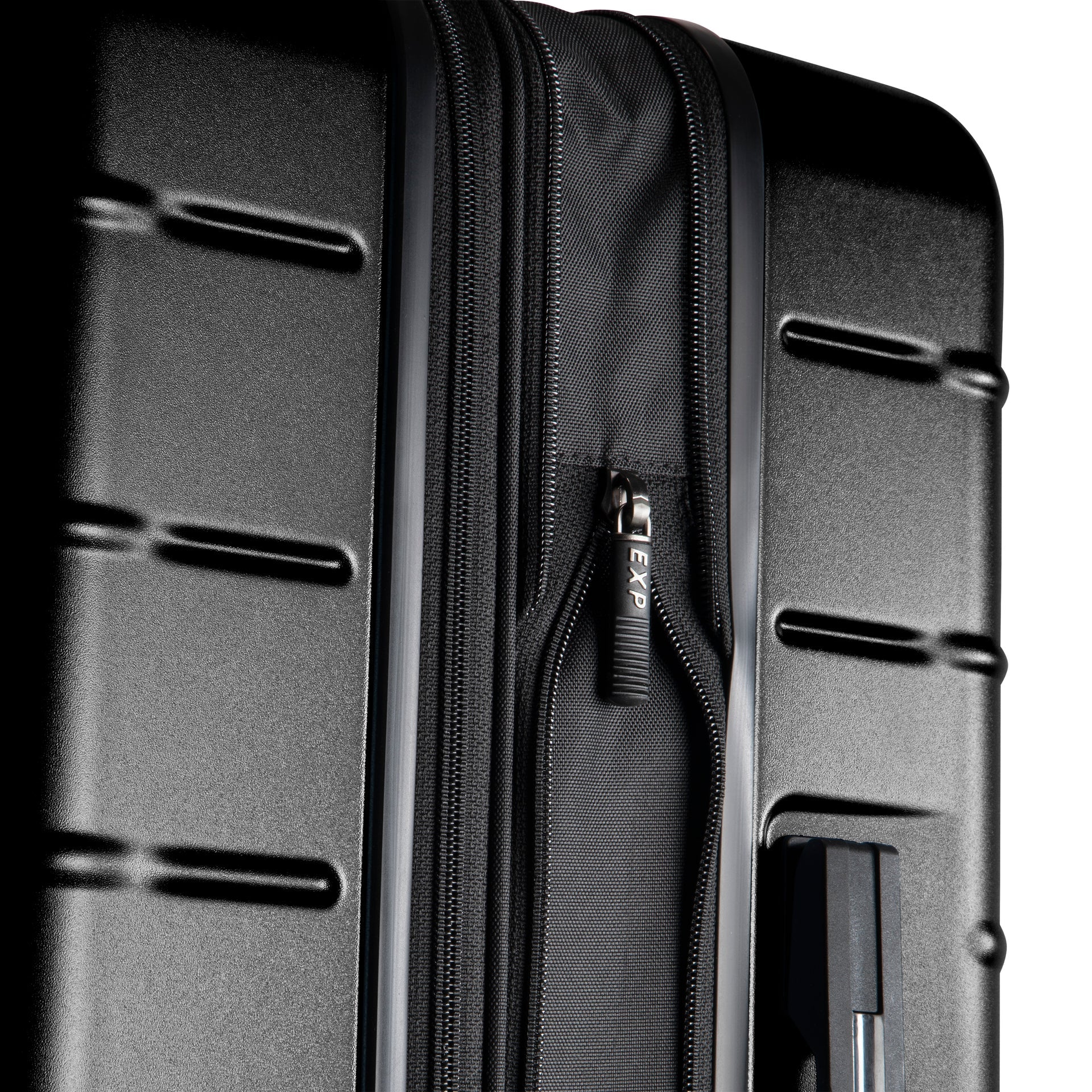 Ricardo Beverly Hills Cambria Hardside Medium Check-In Expandable Spinner - Black Pearl