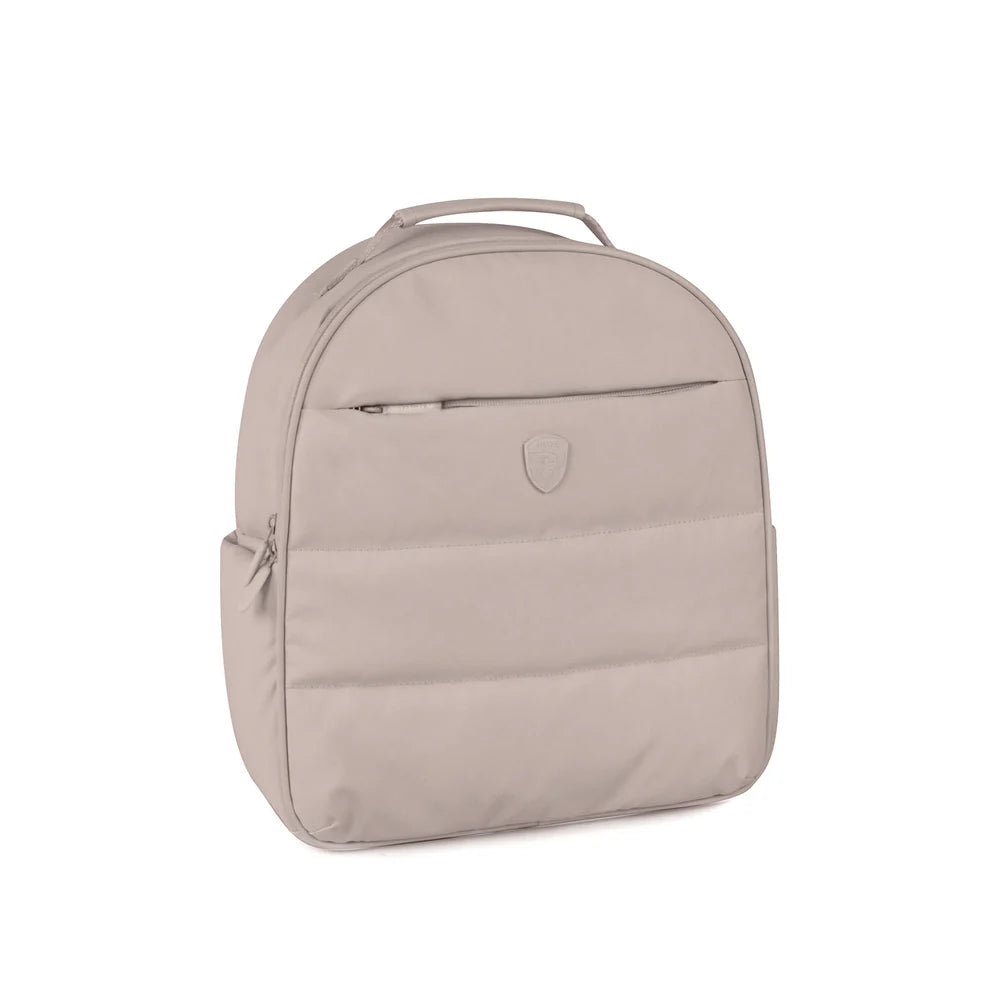 Backpack_Frontqtr_Atmosphere.webp