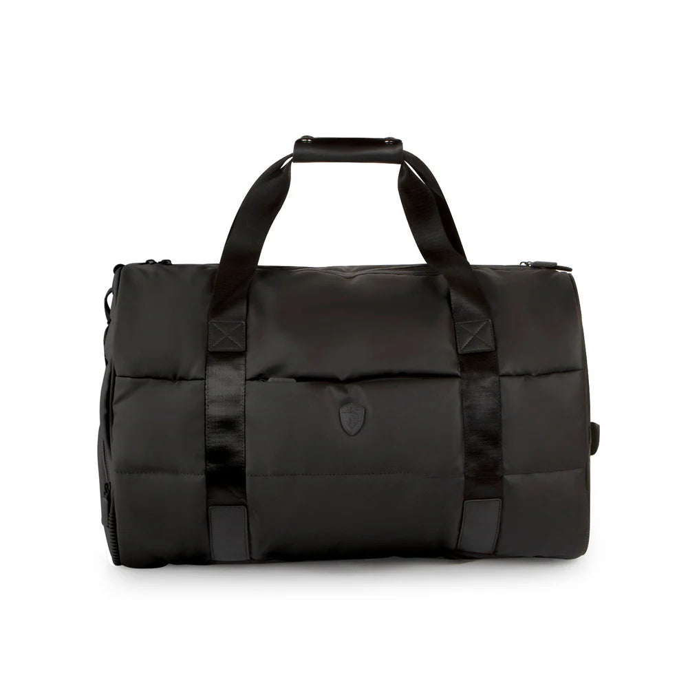 Duffel_Black_Front_nostrap.webp