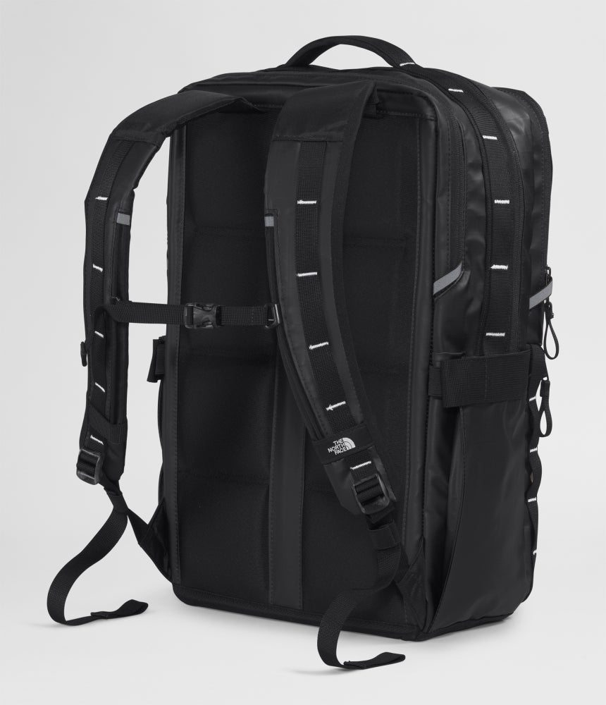 The North Face Base Camp Voyager Daypack - TNF Black/TNF White